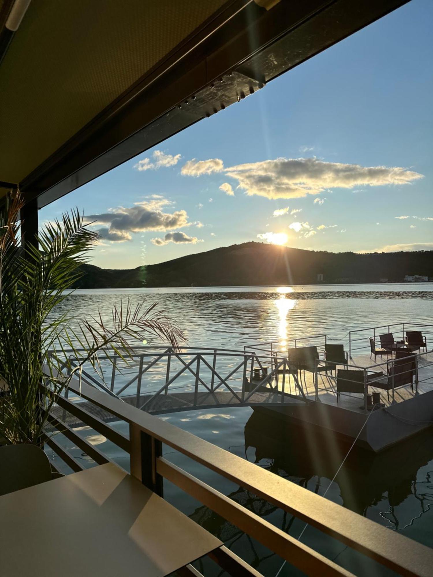 Melin Residence Orşova Buitenkant foto